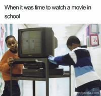 Buat kalian semua yang melewati tahun 90-an, pasti kamu bisa mengerti dan memahami deretan foto berikut. Ah, jadi nostalgia.