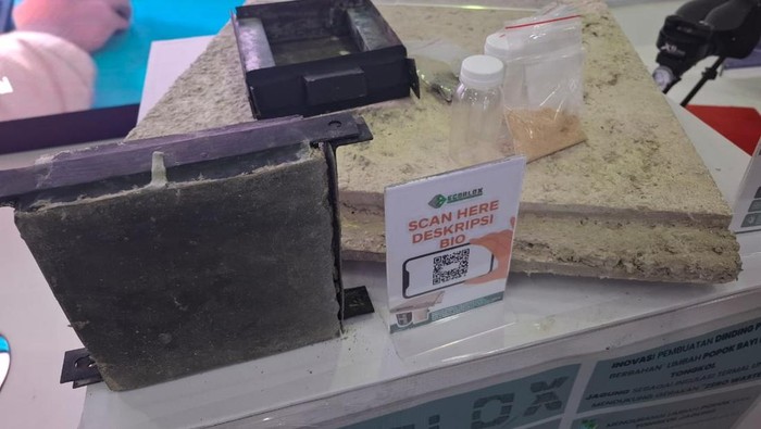 Panel dinding terbuat dari limbah pokok buatan ITS