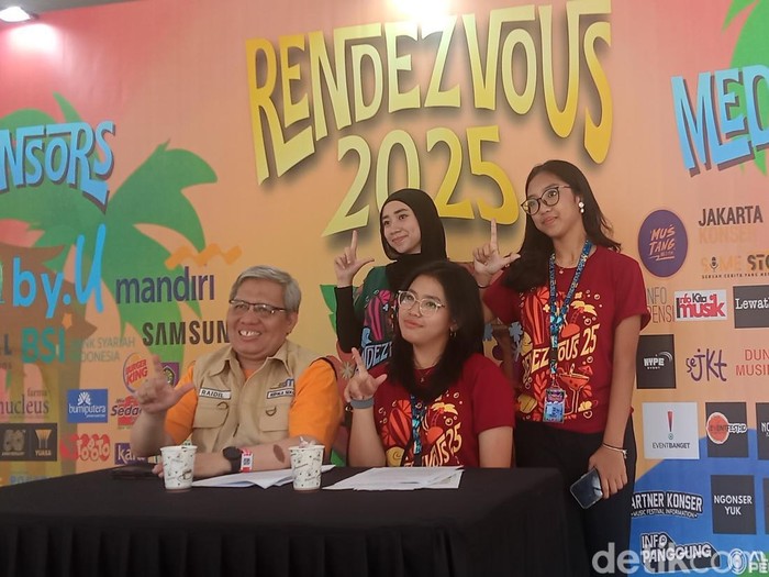 Konferensi Pentas Seni Rendezvous 2025 pada Sabtu, 9 Agustus 2025 di Istora Senayan, Jakarta.