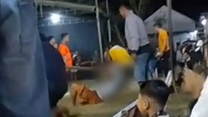 Peserta lomba tarik tambang di Tulungagung meninggal dunia.