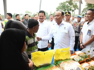 Polri Gelar Pasar Murah di Madiun Distribusikan 6 Ton Beras