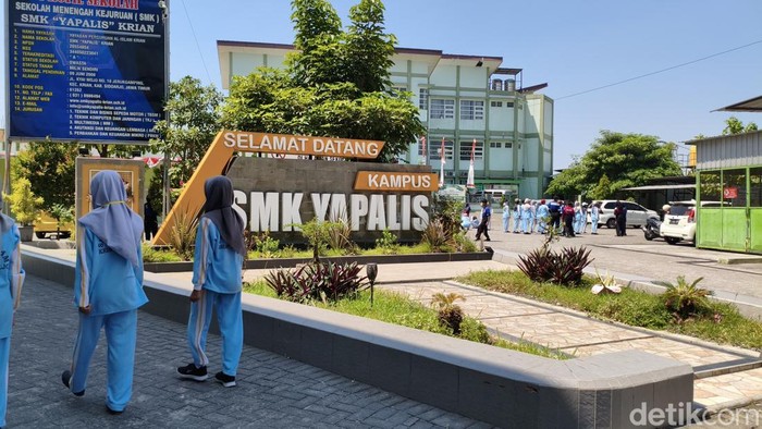 SMK Yapalis Krian Sidoarjo