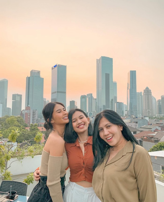 Soraya Rasyid Soraya Rasyid kulineran.