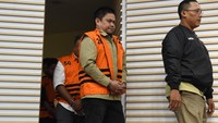 KPK menyatakan penahanan ini merupakan langkah awal untuk mengungkap praktik korupsi yang merugikan keuangan negara dan menghambat pelayanan kesehatan masyarakat. ANTARA FOTO/Indrianto Eko Suwarso