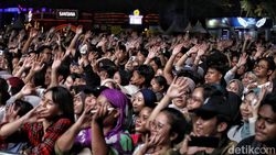 Panggung Intimate Tulus di The Sounds Project Vol. 8
