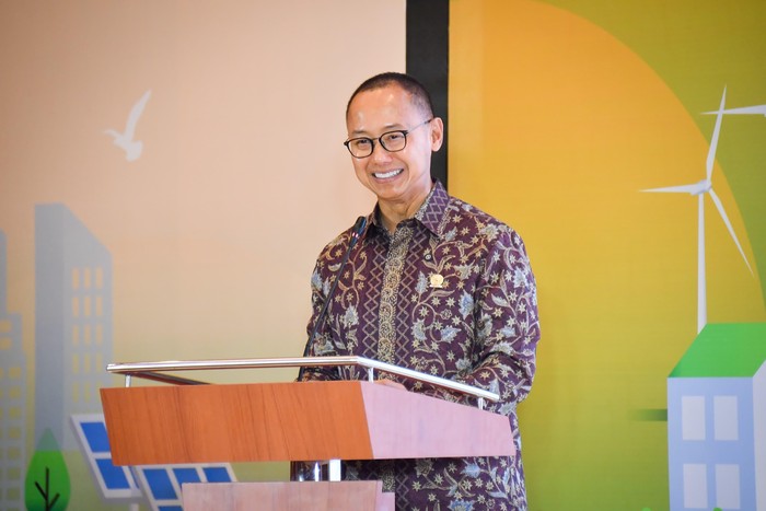 Wakil Ketua MPR RI  Eddy Soeparno dalam acara Filantropi Indonesia Festival (FiFest) 2025 bertema “Memimpin Filantropi Menuju Net Zero: Dari Kesadaran ke Aksi Kolektif untuk Membangun Komitmen Filantropi Indonesia” di Hotel Borobudur, Jakarta, Jumat (8/8).