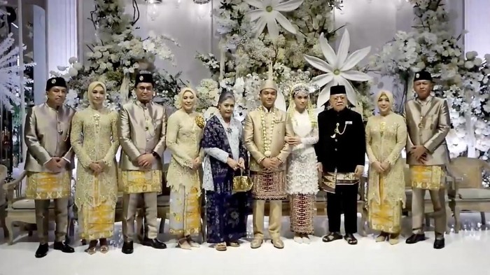 anak alya rohali menikah
