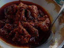 Ayam Rarang yang Melegenda Berawal dari Rumah Makan Sederhana
