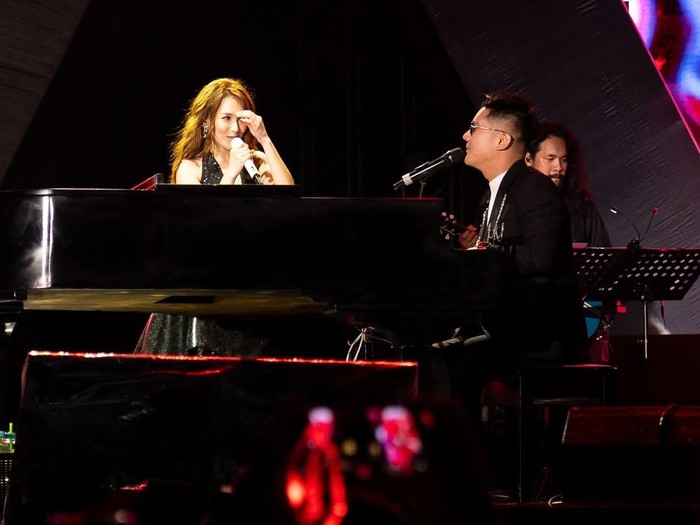Boy William nyanyi di konser Ayu Ting Ting Boy William dan Ayu Ting Ting