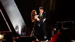 Kejutan! Boy William Nyanyi di Konser Ayu Ting Ting