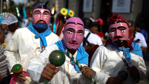 Budaya Adat Semarakkan Panggung Festival El Salvador