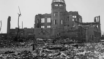 Hiroshima Prefectural Commercial Exhibition Hall, yang berada di dekat pusat ledakan, hancur total. Kini, tempat ini menjadi lokasi Monumen Perdamaian Hiroshima, melansir IFLScience. Foto: U.S. National Archives