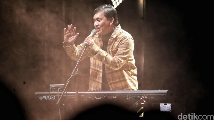 Kahitna tampil dalam acara The Sound Project 8 di Ecovention Ancol, Jakarta Utara, Jumat (8/8/2025) malam.