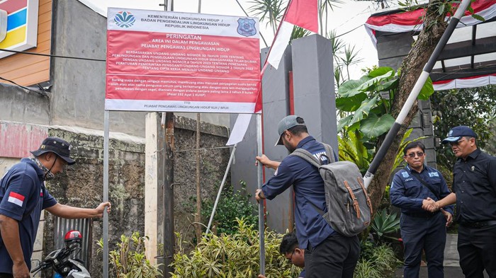 Kementerian Lingkungan Hidup menyegel 4 hotel di Puncak, Bogor lantaran diduga melanggar aturan dan mencemari lingkungan. (dok.istimewa)