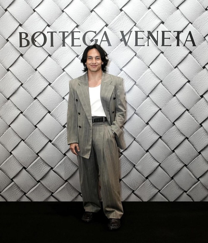 Keseruan Jefri Nichol Makan Scrambled Egg hingga Ngemil Roti Italia Keseruan Jefri Nichol Makan Scrambled Egg hingga Ngemil Roti Italia