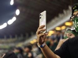 Cinta Bola, Cinta OPPO! Meriahkan Laga BRI Super League 2025