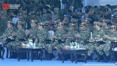 Potret AHY, Cak Imin hingga Bahlil Berseragam Loreng di Batujajar