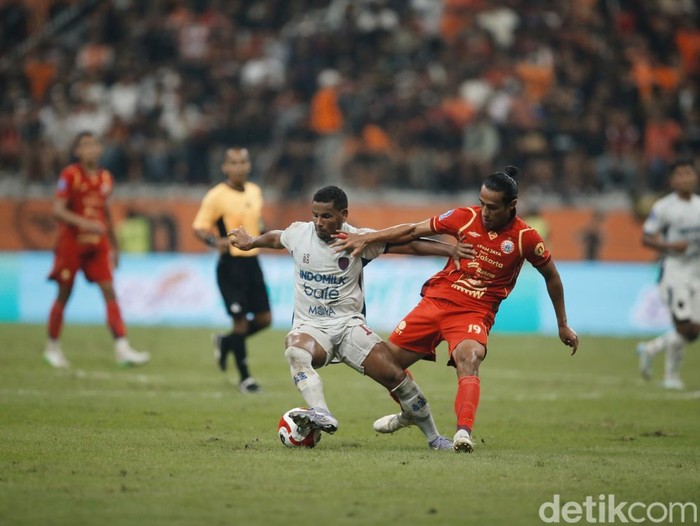 Persija Jakarta membuka kiprahnya di Super League 2025/2026 dengan gemilang. Menjamu Persita Tangerang, Macan Kemayoran menang 4-0 lewat dua gol Allano.