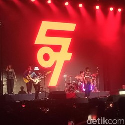 Rendezvous 2025 Ditutup Meriah oleh Sheila On 7!