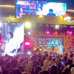 Rizky Febian Manggung Membaur dengan Fans di Gading Serpong