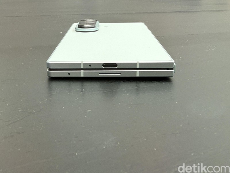 Samsung Galaxy Z Fold7 Mint