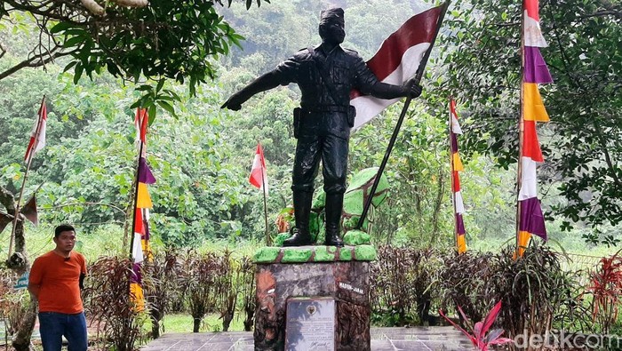 Situs Gempol Ngadeupa di Karawang.