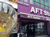 Syok! Wanita Ini Temukan Katak Kecil di Es Jeruknya