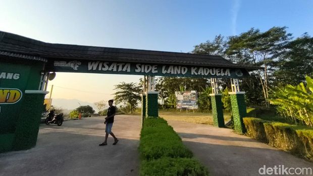 Wisata Side Land Kaduela Kuningan