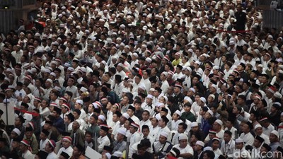 Ribuan Jamaah Hadiri Zikir Kebangsaan di Masjid Istiqlal