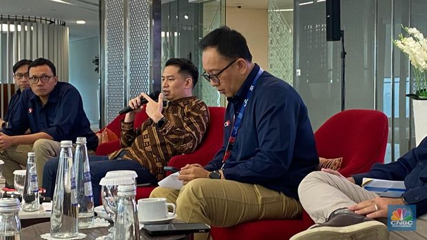 Direktur Keuangan dan Manajemen Risiko Telkom, Arthur Angelo Syailendra, di Jakarata, Senin (11/8/2025). (CNBC Indonesia/Novina Putri Bestari)