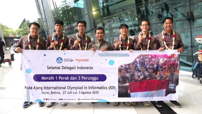 Empat siswa raih medali di olimpiade koding internasional
