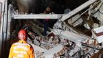Gempa M 6,1 Runtuhkan Bangunan di Turki Barat