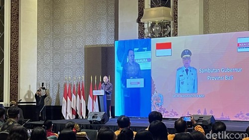 Gubernur Bali I Wayan Koster saat memberikan sambutan di Rakernas Hanura, Senin (11/8/2025)