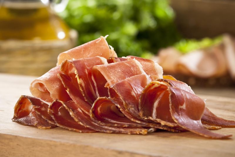 Muslim Wajib Tahu! Ini 5 Istilah Babi pada Makanan Italia