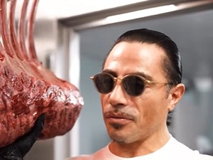 Restoran Salt Bae Rugi Rp 115 M karena Kemahalan, Terancam Bangkrut?