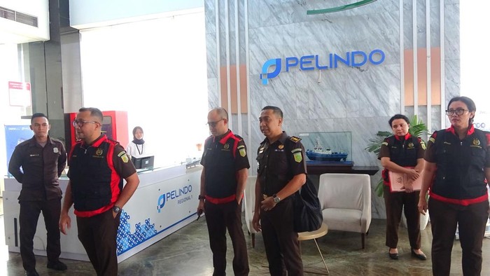 Penyidik Kejati Sumut menggeledah Kantor PT Pelindo Belawan