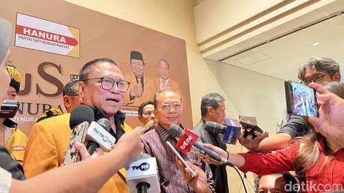 Ketua Umum Partai Hanura Oesman Sapta Odang alias Oso di musyawarah daerah Partai Hanura Bali di Trans Resort, Badung, Senin (11/8/2025). (Rizky Setyo)