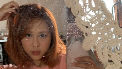 Look Baru Nadin Amizah, Gas Manggung Usai 2 Hari Nikah