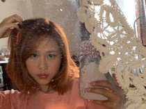 Look Baru Nadin Amizah, Gas Manggung Usai 2 Hari Nikah