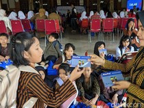 OJK Dorong Pelajar Tulungagung Rajin Menabung Sejak Dini