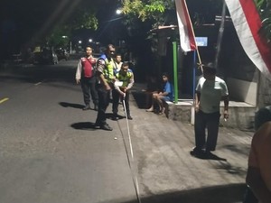 Tak Pakai Helm, Pemotor Tewas Tabrak Pikap di Buleleng