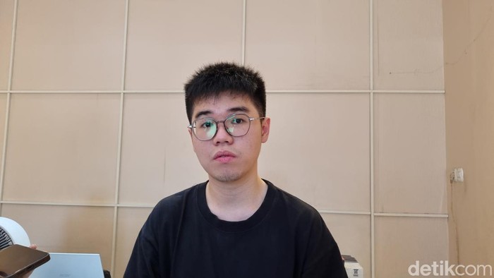 Pemilik toko Pods Authentic Surabaya Kevin Wiliam yang jadi korban pemalakan emak-emak modus sumbangan Agustusan
