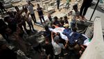 Potret Pilu Pemakaman Lima Jurnalis Korban Serangan Udara Israel
