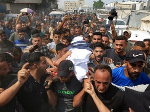Al Jazeera Gelar Penghormatan Terakhir Kenang 5 Jurnalis Tewas Dibunuh Israel
