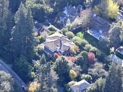 Mark Zuckerberg Borong 11 Rumah, Para Tetangga Menderita