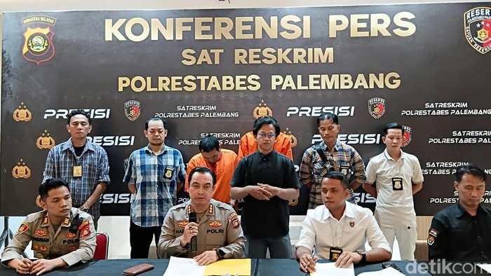 Ungkap kasus pembunuhan sadis oleh ayah anak di Plaju, Palembang.