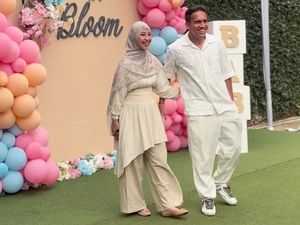 Adiba Khanza dan Egy Maulana Penuh Tawa Bahagia Gelar Gender Reveal