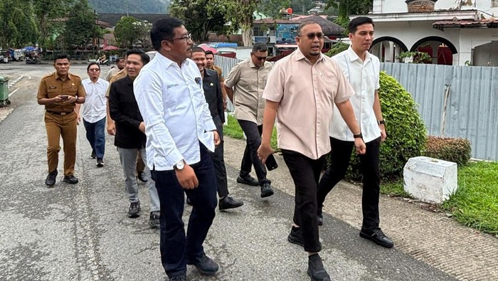 Andre Rosiade meninjau pembanunan Gedung Pusat Kebudayaan (GPK)  Sawahlunto