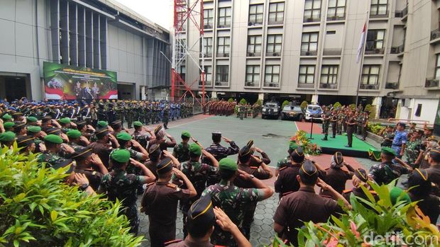 Apel pengamanan Kejati Jateng, Kejati DIY dan Kodam IV/Diponegoro digelar di Kantor Kejati Jateng, Kota Semarang, Selasa (12/8/2025).