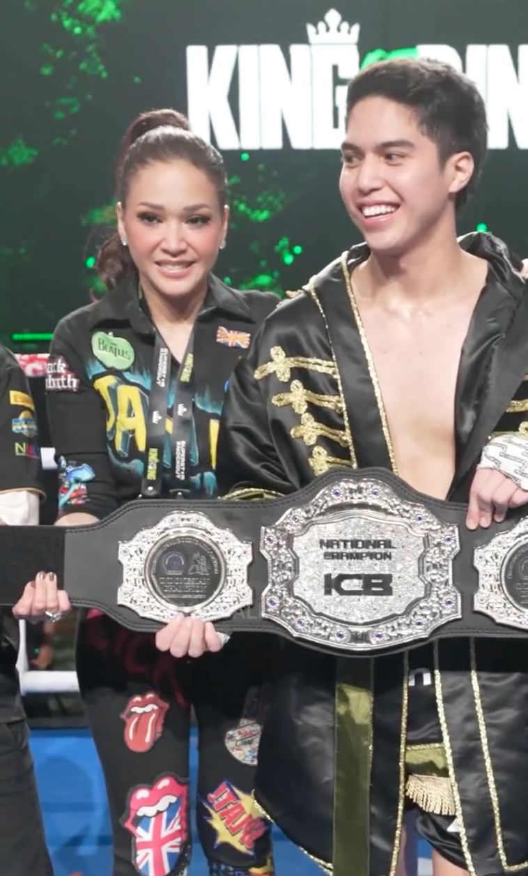 Beda Gaya Maia Estianty dan Mulan Jameela